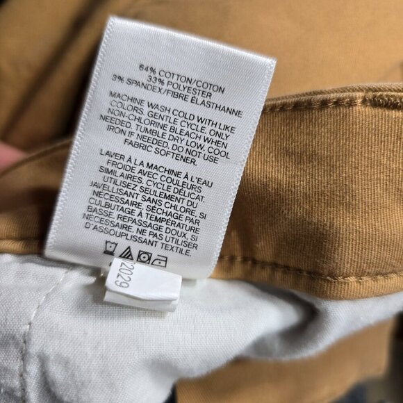 Express Khaki Slim Above the Knee 9" Inseam Flat Front Chino Shorts - Picture 9 of 9